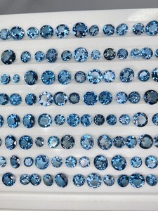 ZUBEDA GEMS and JEWELRY พลอยโทแพซลอนดอนบลูธรรมชาติทรงกลมเจียระไนแบบบริลเลียนท์ น้ำหนัก 20 กะรัต ได้รับการรับรองจาก IGI ขนาด 10 มม. สำหรับทำเครื่องประดับ - Product Image 3