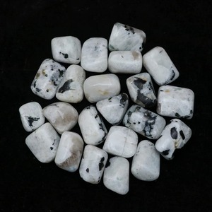Pierres précieuses blanches, pierres roulées de forme libre pour la décoration de la maison, artisanat Feng Shui - Product Image 3