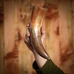 Nuevo Cuerno Vikingo para Beber con Diseño Tallado, el Más Vendido, con Logotipo, Auténtico, Apto para Alimentos, Sin Fugas, Cuerno Vikingo Nórdico para Cerveza - Product Image 4