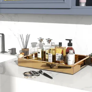 Plateau en métal contemporain allemand, fait main, en aluminium à motifs et doré, pour la mise en valeur de la table à manger et le service hôtelier - Product Image 3
