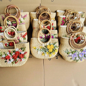 Bolsa de jacinto de agua, material de fibra de jacinto de primera calidad diseñado para bolsas de transporte reutilizables de Vietnam - Product Image 1