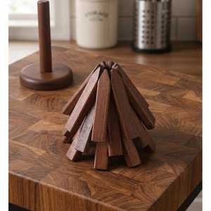 Wooden Shape <b>Trivet</b> Set Star Design Non Slip <b>Kitchen</b> Heat Resistant Mat Modern Style Table Decoration 20cm Diameter Handmade - Product Image 3