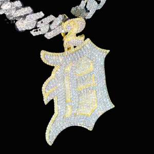 Colgante de Moissanita Bicolor con Letra D de Detroit, Estilo Iced Out, con Cadena Cubana, Joyería de Lujo Hip Hop - Product Image 3