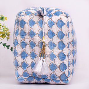 Trousse de Maquillage Portable Grande Taille en Coton Premium Imprimé au Bloc pour l'Été, Pochette Cosmétique Matelassée à Motifs de Personnages Tendance, Unisexe - Product Image 4