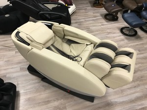 Sillón de masaje reclinable de gravedad cero para cuerpo completo New Cream Human Touch N-o-v-o XT, el más demandado, con tijeras para el cabello - Product Image 2