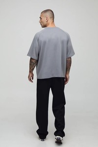 Camiseta de algodón grueso para hombre, de corte holgado, hombros caídos, estilo casual y urbano para verano. - Product Image 5