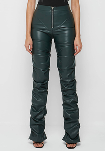 Pantalones de Cuero Estilo Paracaídas, Corte Holgado, Colección de Moda Urbana, Pantalones de Cuero Premium Estilo Carpintero, Prendas Inferiores de Moda Inspiradas en el Estilo Utilitario - Product Image 6