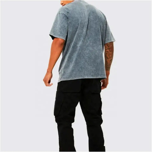 เสื้อยืดโอเวอร์ไซส์ผู้ชายแบบย้อมสีเอซิดสั่งทำขายส่ง ผ้าฝ้าย 100% แขนสั้น พิมพ์ลายโลโก้ด้านหน้าด้วยเทคนิคซิลค์สกรีน ระบายอากาศได้ดี สวมใส่สบาย - Product Image 5