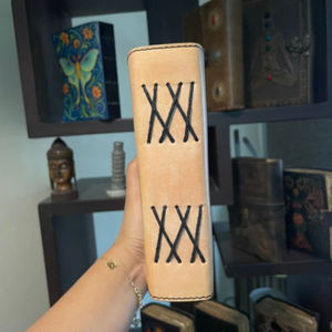 Journal en cuir vintage fait main - Carnet Mandala Hibou imprimé UV avec papier à bords festonnés et reliure cousue, idéal pour offrir - Product Image 3
