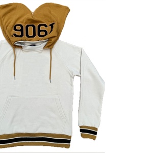 Sudadera con Capucha Blanca para Mujer, Estilo Universitario, con Orejas de Oso Doradas y Logotipo 9061, Informal, para Otoño, con Bolsillos - Product Image 5