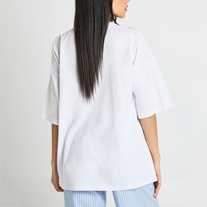 เสื้อยืดโอเวอร์ไซส์ผู้หญิงลายกราฟิกแบบ DTF สั่งทำได้ตามต้องการ เสื้อลำลองผ้าโพลีเอสเตอร์ผสมคอตตอน แขนสั้น สไตล์สตรีทแวร์ - Product Image 2