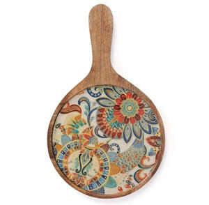 Planche à découper à pizza ronde en bois et résine avec poignée pour collations de café à la maison servant des boîtes en bois et des panneaux muraux par FWE - Product Image 3