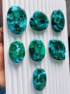 Chrysocolle et malachite 100% naturelles de haute qualité, cabochon et pierres précieuses en vrac, formes variées pour la fabrication de bijoux - Product Image 5
