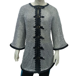 Gilet de chevalier médiéval en maille d'aluminium légère, anneaux plats 0,9 mm, manches longues, garniture en cuir, costume historique - Product Image 1