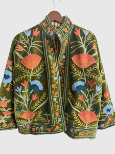 Veste florale brodée à la main, col mandarin, veste matelassée, vêtements de printemps grandes tailles, veste bohème en velours - Product Image 3