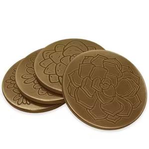 Ensemble de sous-verres en métal de qualité supérieure pour la protection des tables, accessoire élégant pour la maison - Product Image 5