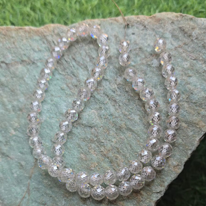 Perlas de diamante moissanita blanca de 5 mm con corte facetado para la elaboración de joyería - Product Image 6