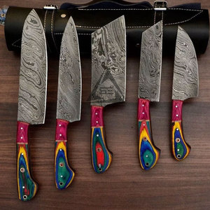 Juego de Cuchillos de Chef Profesionales de Damasco, Hechos a Mano, Sostenibles, de 67 Capas, Ligeros, con Color Personalizado - Product Image 2