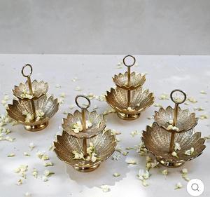 Plateau de service rond à deux niveaux en acier inoxydable, motif feuille d'or, thème floral, design traditionnel, durable, pour la salle à manger - Product Image 5