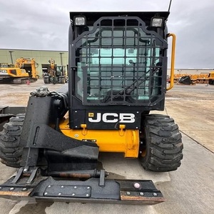 Chargeuse compacte JCB 270 à prix avantageux, avec une puissance hydraulique élevée et un fonctionnement fiable pour les travaux professionnels - Product Image 1