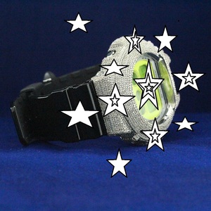 Montre numérique en moissanite, boîtier en acier inoxydable, bracelet en caoutchouc noir, affichage LED - Product Image 3