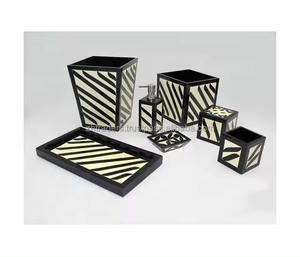 Ensemble d'accessoires de salle de bain écologiques en cinq pièces avec matériau PC et incrustation de nacre à 7 os, qualité garantie pour l'utilisation du savon - Product Image 6