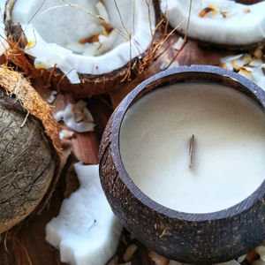 Vela de Cáscara de Coco al por Mayor, Tendencia en Velas de Cera de Coco Natural para Aromaterapia y Decoración del Hogar - Product Image 1