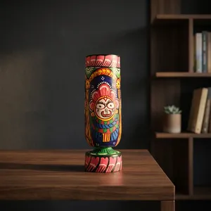 Jarrón de Flores Cilíndrico de Madera Pintado a Mano con Diseño Ecléctico, Decoración para Mesa del Hogar, del Mercado SSD, de Orissa - Product Image 1