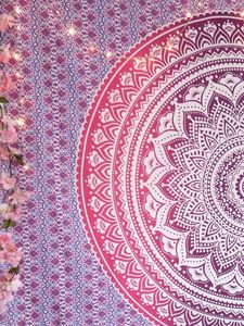 Colcha de algodón de tamaño Queen, Sábana colgante de pared con flores de Mandala, impresa en varios colores, hecha a mano por consignadores indios - Product Image 3
