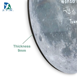 Pizarra Magnética Redonda Moderna con Estampado de Luna para Decoración de Pared - Product Image 2