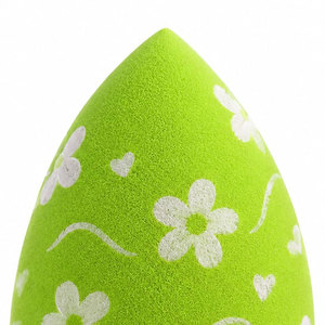 Éponge de maquillage verte avec motif floral blanc, éponge de beauté sans latex, applicateur de fond de teint cosmétique - Product Image 5