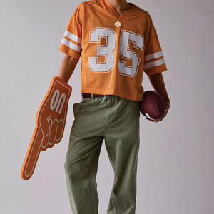 T-shirt de style maillot de football américain respirant pour hommes, conception personnalisée avec numéro, fabrication OEM, marque privée, streetwear, fabricant USA - Product Image 3