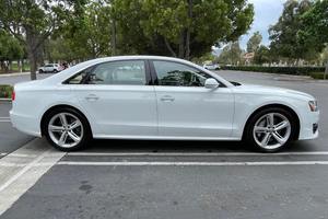 รถยนต์<span class=keywords><strong>มือ</strong></span><span class=keywords><strong>สอง</strong></span>ที่เชื่อถือได้ ปี 2018 <span class=keywords><strong>Audi</strong></span> <span class=keywords><strong>A8</strong></span> L Supercharged V6, ระบบขับเคลื่อนสี่ล้อ - Product Image 4