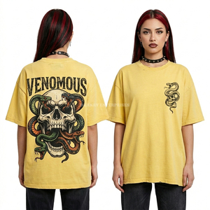 T-shirt personnalisé Memento Sakura Crème pour femme, motif crâne fleur de cerisier, beige délavé, streetwear, coton 210 GSM, vente en gros - Product Image 2
