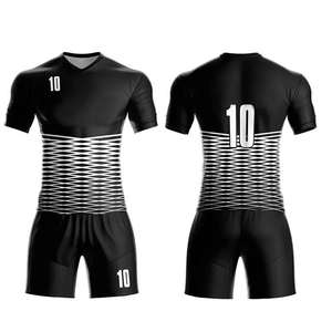 Ensembles de maillots de football, vêtements de football par sublimation, maillots d'entraînement de football, vêtements de sport de football personnalisés, uniforme de football pour équipe masculine - Product Image 4