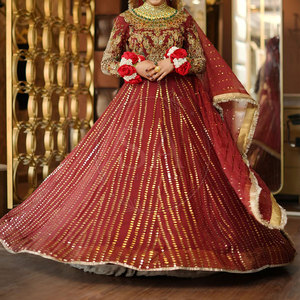 Robe de mariée royale personnalisée avec des broderies élégantes, robe de mariée pour la mariée, tenue de soirée élégante pour mariage - Product Image 4