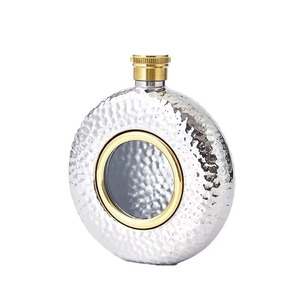 กระติกน้ำทรงกลมลายตอกแบบหรูหรา เหมาะสำหรับพกพา เป็นของขวัญสุดพิเศษสำหรับโอกาสสำคัญ ขายส่งจากอินเดีย - Product Image 5