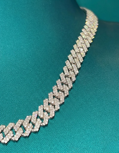 สร้อยคอเงินแท้ 925 แบบ Cuban Link ประดับเพชร Moissanite พร้อมตัวล็อกแบบฝังเพชรทรงกล่อง ดีไซน์โดดเด่นหรูหรา - Product Image 2