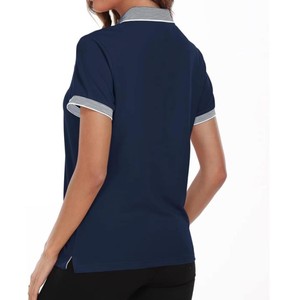 Polo blanc à manches courtes pour femme avec col et poignets rayés, style décontracté en maille respirante - Product Image 5