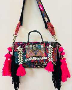 Bolso de Mano Banjara Hecho a Mano, Nuevo Diseño Bordado, Estilo Boho con Flecos, para Mujer - Product Image 1