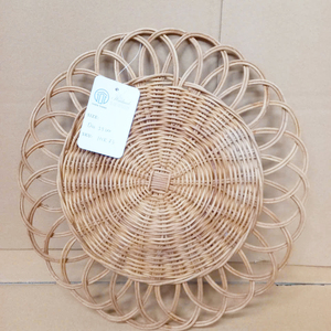 Nuevo diseño de mantel individual de ratán festoneado, opciones OEM/ODM, hecho en Vietnam, precio de fábrica al por mayor, vajilla más vendida. - Product Image 5