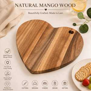 Planche à charcuterie en bois de mangue en forme de cœur, plateau de service artisanal, décoration de cuisine pour la Saint-Valentin - Product Image 5