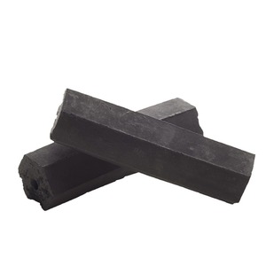 Charbon de bois en briquettes de haute qualité, charbon naturel, excellent pour la cuisson, la grillade, le chauffage industriel et les grandes quantités. - Product Image 3