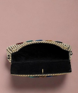 Handmade Indian Vintage Fashion Metal <b>Thread</b> and Chains <b>Beaded</b> Mosaic Clutch Purse for Evening Parties Wedding Birthday Gifts - Product Image 3