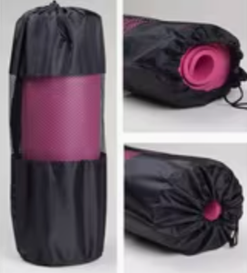 Bolsa de transporte para colchoneta de yoga morada con ribete negro y panel de malla para almacenamiento y transporte de equipos de entrenamiento físico en el gimnasio - Product Image 2