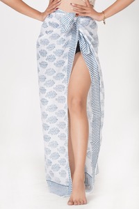 Blue Leaf Cotton Beach Sarong - Product Image 4