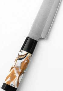 Couteau utilitaire de cuisine artisanal de style japonais avec manche octogonal en résine marbrée - Product Image 2