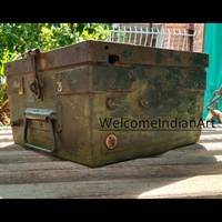 Coffre de rangement en bois antique avec finition en métal Home Decor