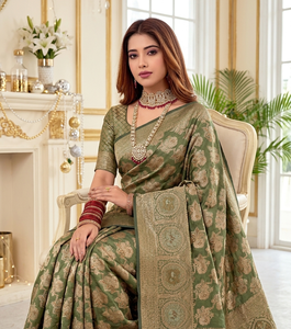 Sari de Seda Verde y Dorado de AARA Fashion con Estampado Floral, Traje Tradicional de Boda para Mujer, Protección Solar, Largo hasta el Suelo - Product Image 5