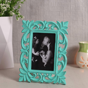 Cadre photo en bois classique, accent décoratif pour bureau et décoration de pièce - Product Image 3